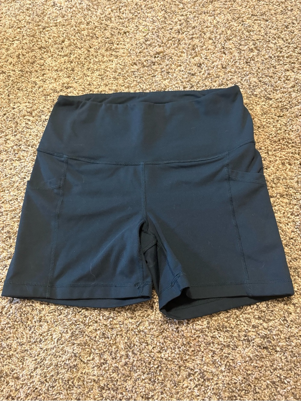 Yogalicious Black High-Waist Athletic Shorts with Side Pockets